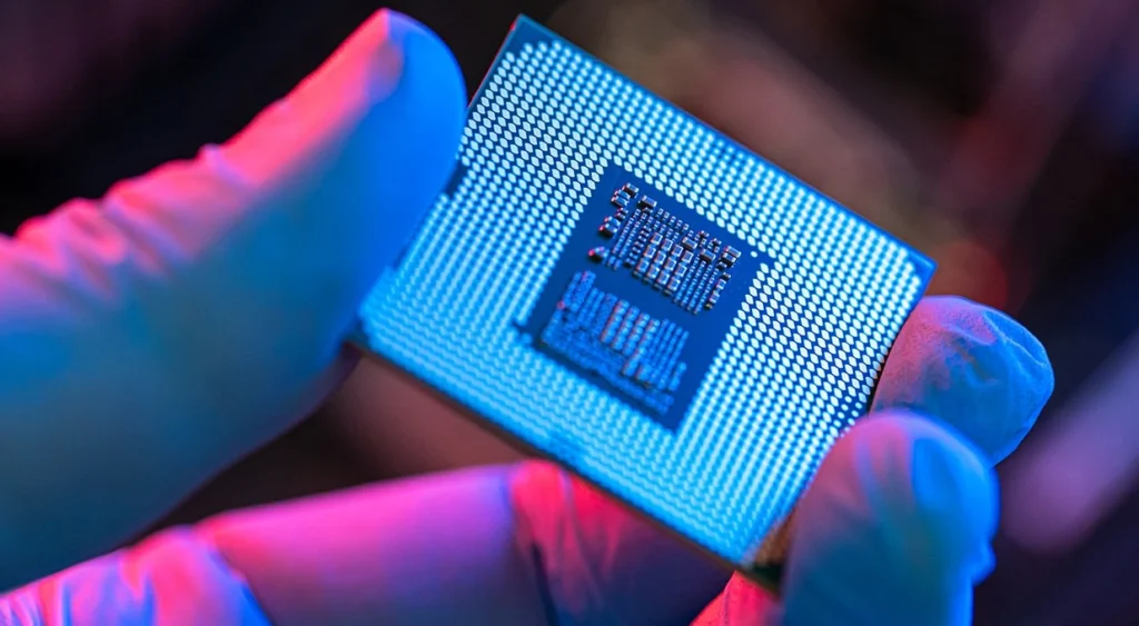ASML's 2025 Tech Plan Signals Fearless Ultimate Chip Future